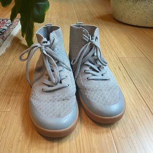 Suavs legacy womens pull on sneaker size 8
